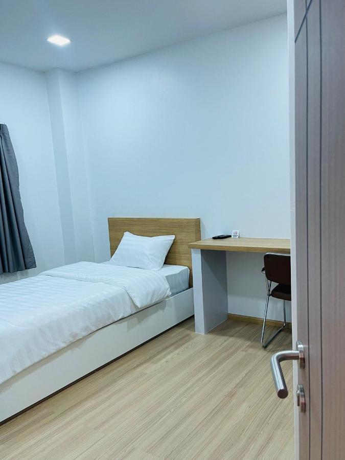 Pd Apartment Inn Ban Pra Dok ภายนอก รูปภาพ