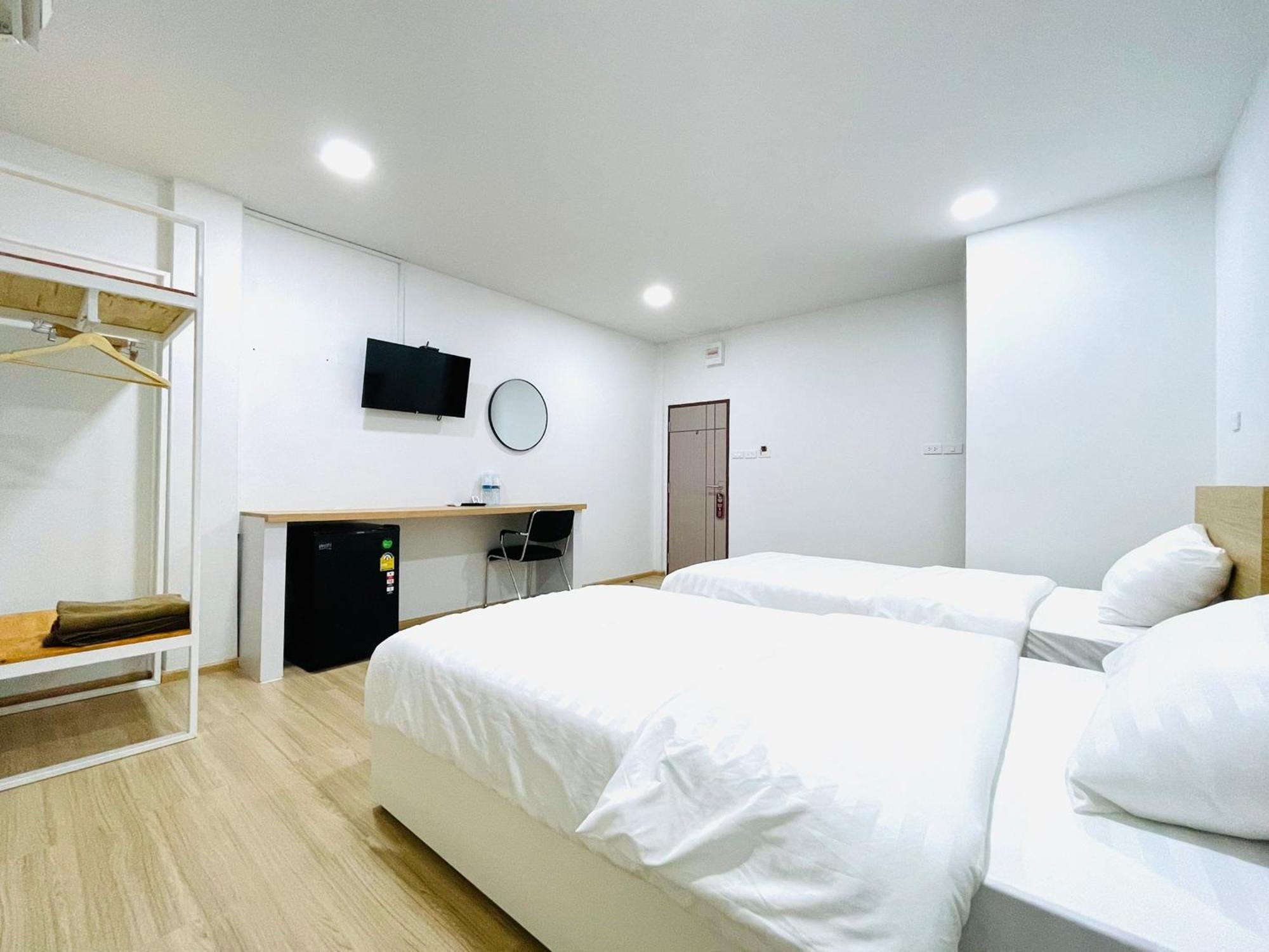 Pd Apartment Inn Ban Pra Dok ภายนอก รูปภาพ